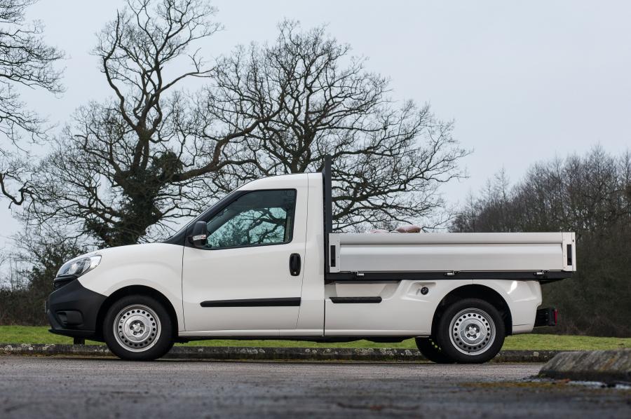  Fiat Doblo Work Up 2015 года  (UK) (фото 3 из 3)